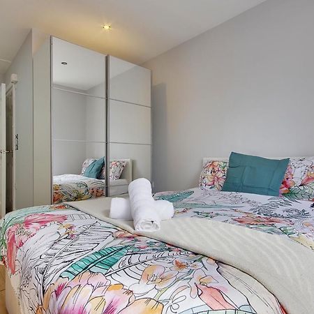 Turay Court Holiday Apartments Bournemouth Exteriör bild