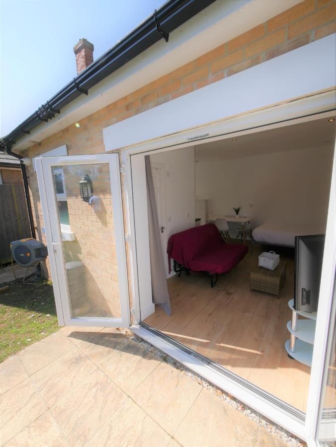 Turay Court Holiday Apartments Bournemouth Exteriör bild